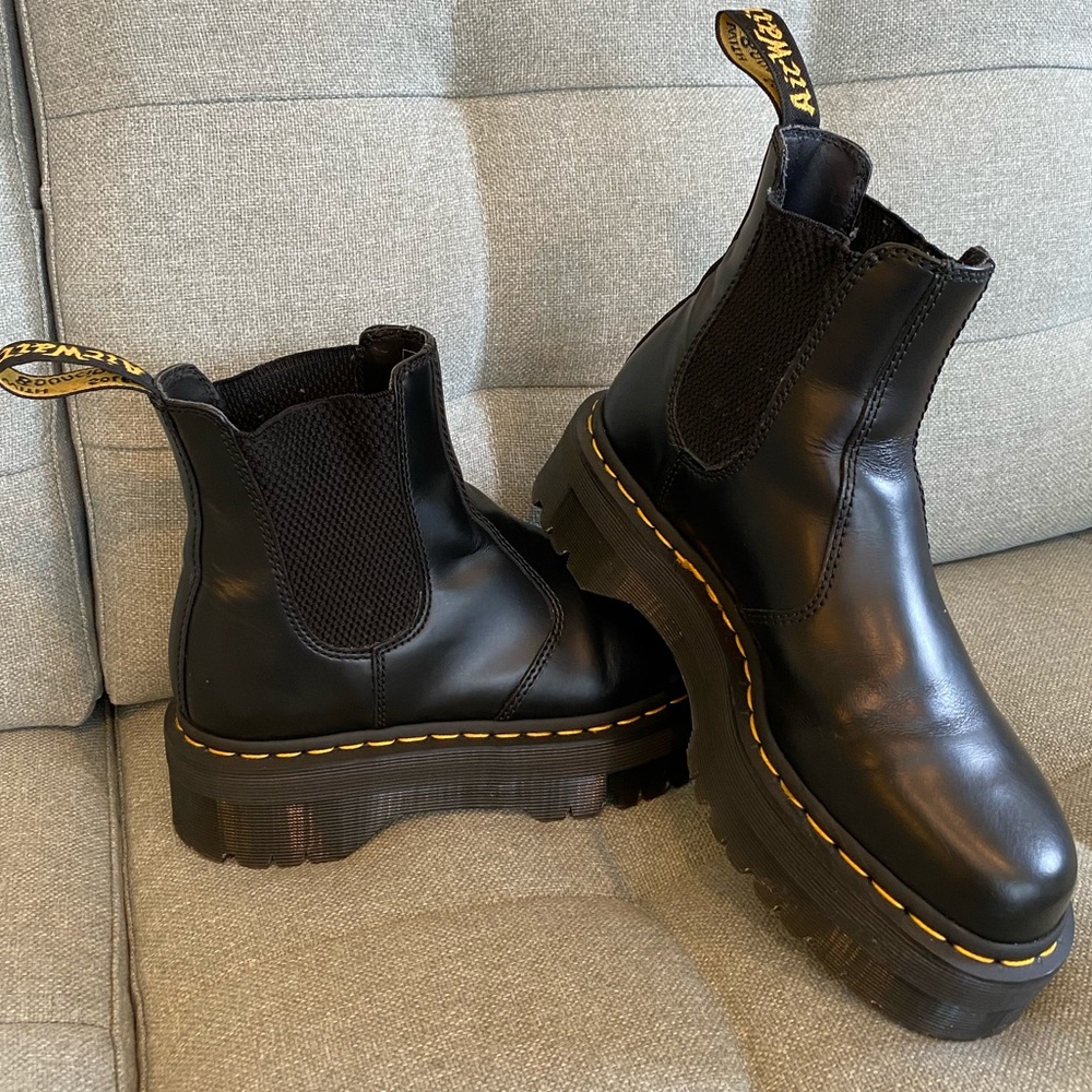 Dr. Martens platform Chelsea quad 2976
